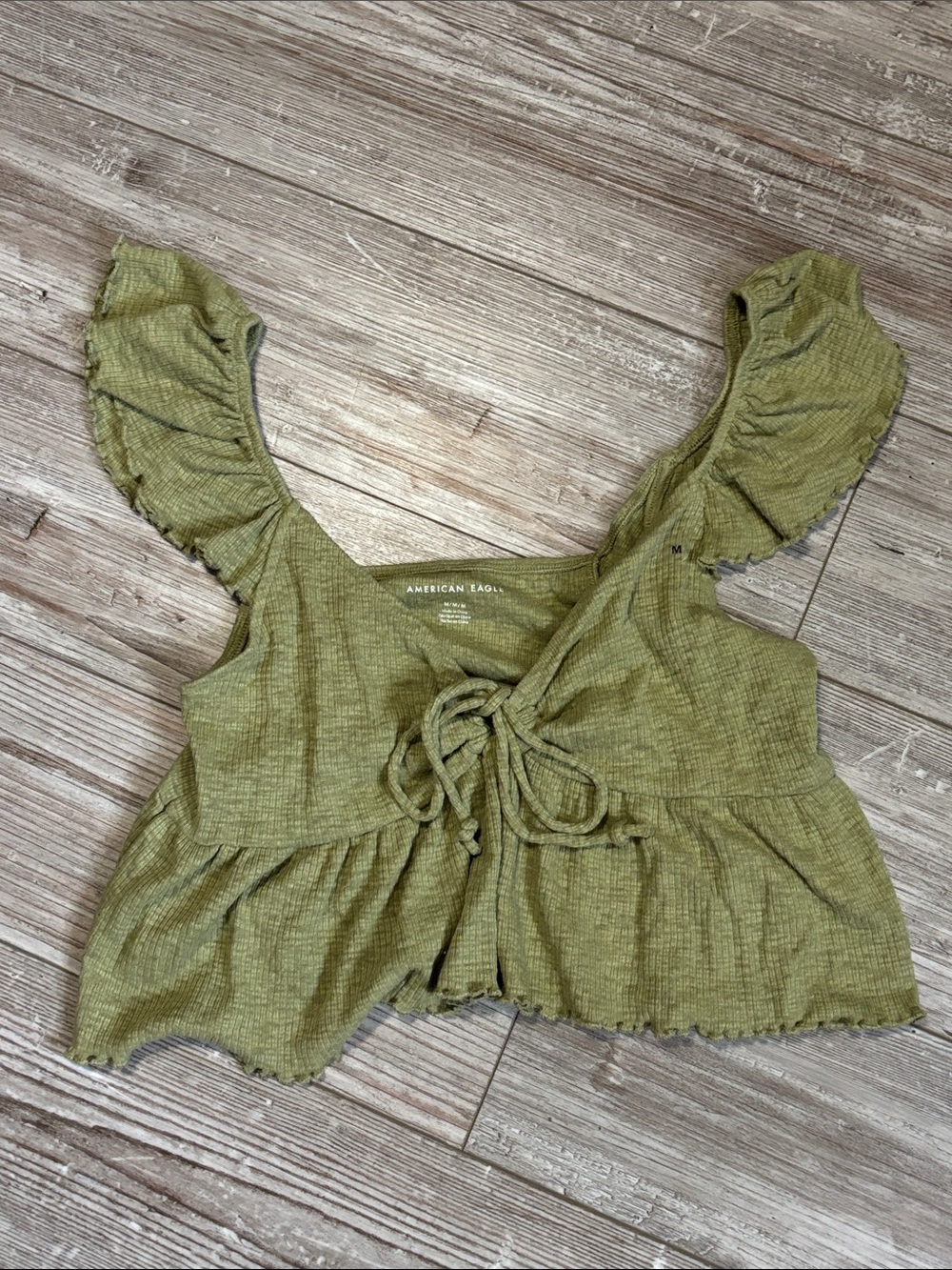 American Eagle Outfitters Ruffle Crop Top NWT medium